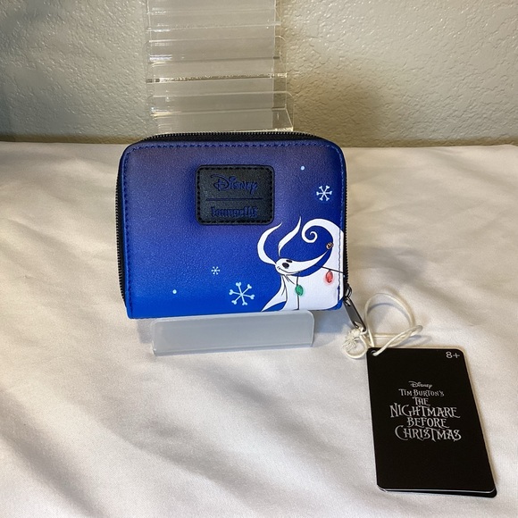 The Nightmare Before Christmas Holiday Decorating Loungefly wallet - Picture 2 of 2